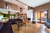 Prodej rodinný dům, 261 m2 - Dubné, cena 19990000 CZK / objekt, nabízí